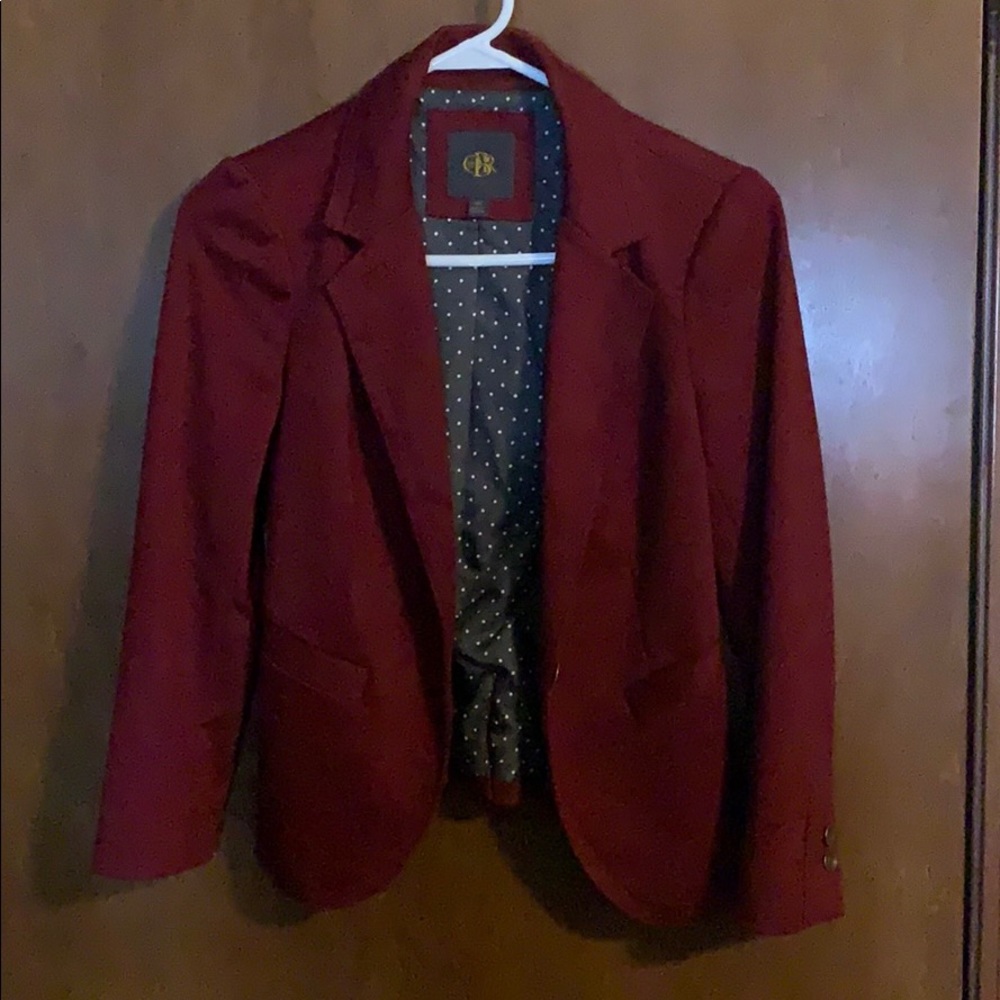 Maroon blazer